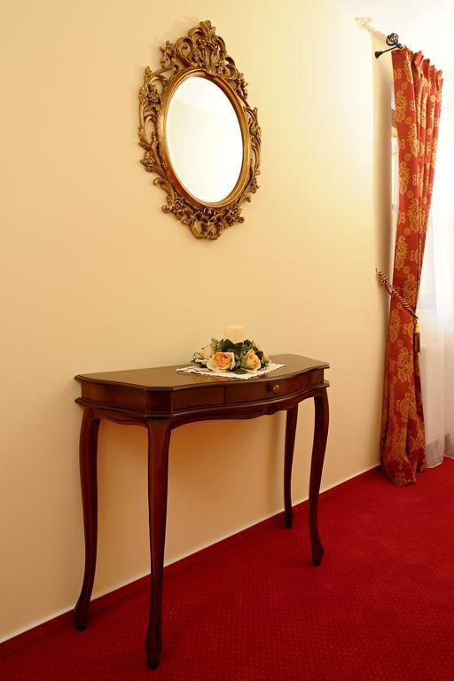 Hotel U Krale ยีชิน ห้อง รูปภาพ